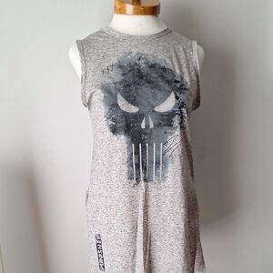 Gray Sleeveless Graphic Muscle Tee